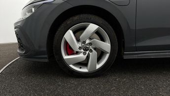 Volkswagen Golf GTE DSG
