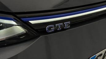 Volkswagen Golf GTE DSG
