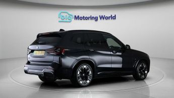BMW iX3 M SPORT PRO