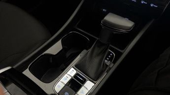 Hyundai TUCSON T-GDI SE CONNECT DCT