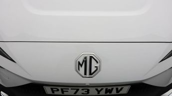 MG MG4 TROPHY