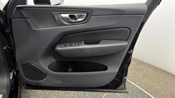 Volvo XC60 RECHARGE T6 CORE AWD