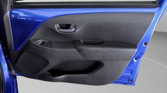 Toyota AYGO VVT-I X-TREND X-SHIFT TSS
