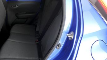 Toyota AYGO VVT-I X-TREND X-SHIFT TSS