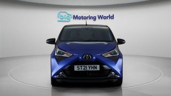 Toyota AYGO VVT-I X-TREND X-SHIFT TSS