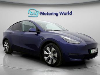Tesla Model Y LONG RANGE AWD