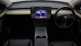 Tesla Model Y LONG RANGE AWD