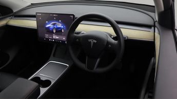 Tesla Model Y LONG RANGE AWD