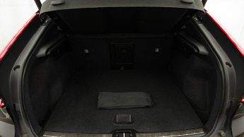 Volvo C40 RECHARGE CORE