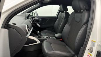 Audi Q2 TFSI S LINE