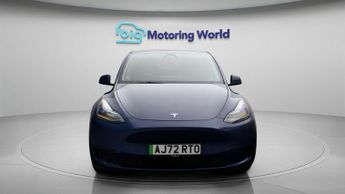 Tesla Model Y BASE