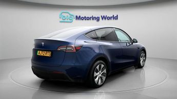 Tesla Model Y BASE