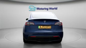 Tesla Model Y BASE