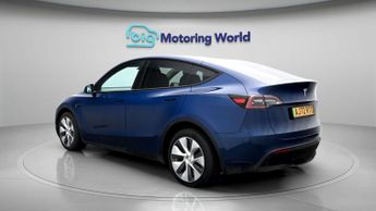 Tesla Model Y BASE