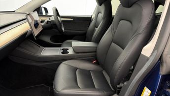 Tesla Model Y BASE
