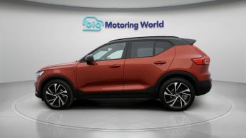 Volvo XC40 RECHARGE T5 R-DESIGN PRO