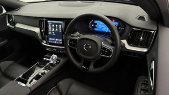 Volvo S60 RECHARGE T8 PLUS AWD