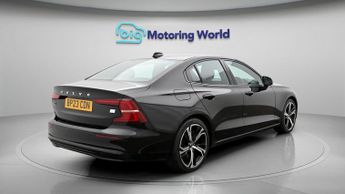 Volvo S60 RECHARGE T8 PLUS AWD