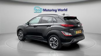 Hyundai KONA PREMIUM
