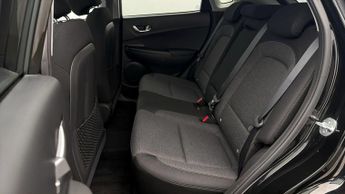 Hyundai KONA PREMIUM