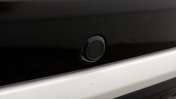 Land Rover Discovery Sport R-DYNAMIC SE