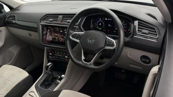 Volkswagen Tiguan ELEGANCE TSI DSG