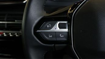 Peugeot E-2008 ALLURE