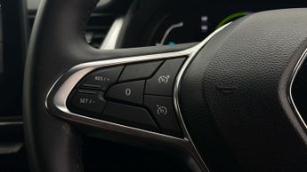 Renault Captur TECHNO E-TECH