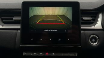 Renault Captur TECHNO E-TECH