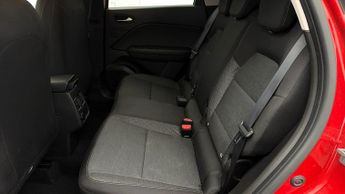 Renault Captur EVOLUTION E-TECH