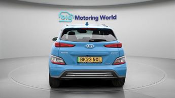 Hyundai KONA PREMIUM