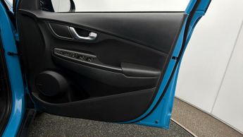 Hyundai KONA PREMIUM
