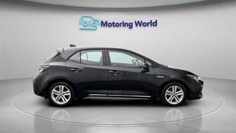 Toyota Corolla ICON TECH