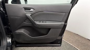 Renault Captur TECHNO E-TECH