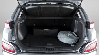 Hyundai KONA PREMIUM