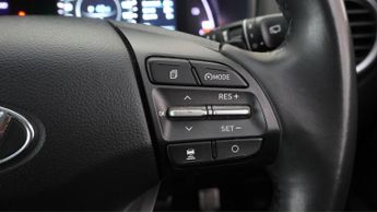Hyundai KONA PREMIUM