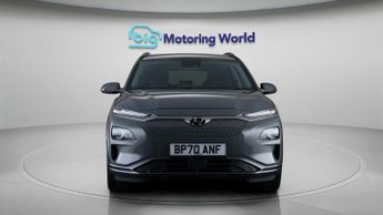 Hyundai KONA PREMIUM