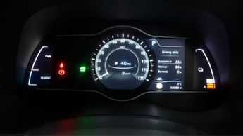 Hyundai KONA PREMIUM