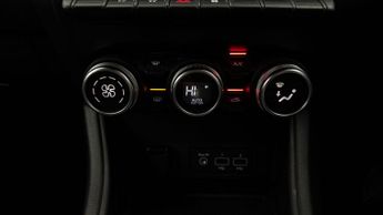 Renault Captur TECHNO E-TECH