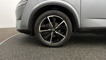 Nissan Qashqai DIG-T TEKNA DCT