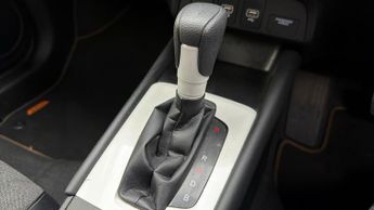 Honda Jazz I-MMD SR