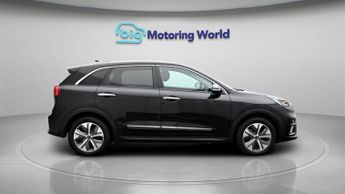 Kia Niro 4 PLUS