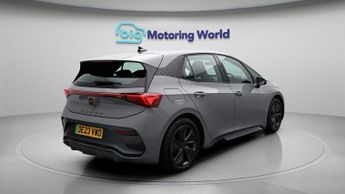 CUPRA Born V1