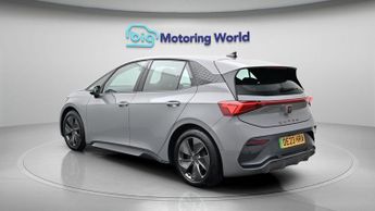CUPRA Born V1