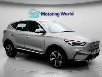 MG ZS SE