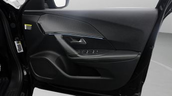Peugeot E-2008 GT