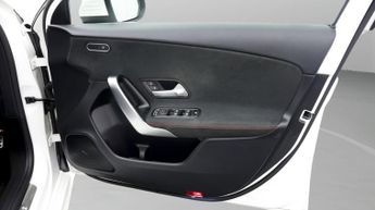 Mercedes-Benz A Class A 180 D AMG LINE PREMIUM