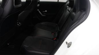 Mercedes-Benz A Class A 180 D AMG LINE PREMIUM
