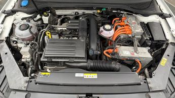 Volkswagen Passat GTE DSG