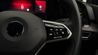 Volkswagen Golf GTI CLUBSPORT TSI DSG